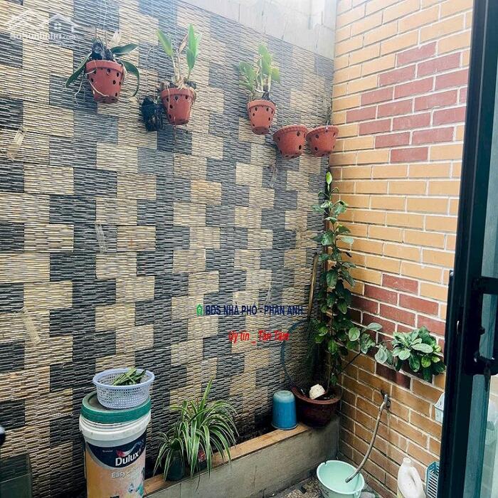 Hình ảnh [ Bán gấp ] nhà phố Quận 9 – Hẻm xe hơi ngủ trong nhà – Tặng Gara ô tô. 1