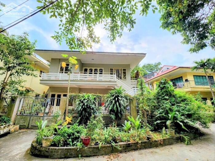 Hình ảnh Biệt thự Tây Hồ 180m2, chỉ 100m ra Hồ Tây, Giá tốt 1