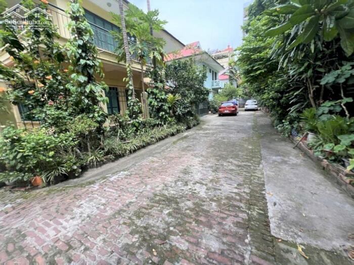 Hình ảnh Biệt thự Tây Hồ 180m2, chỉ 100m ra Hồ Tây, Giá tốt 0