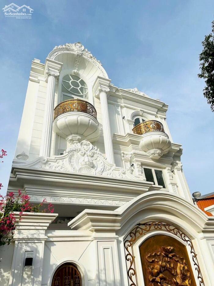 Hình ảnh 80 triệu - CHO THUÊ hoặc BÁN BIỆT THỰ 3 TẦNG 422m2 MẶT TIỀN ĐƯỜNG NGUYỄN VĂN LƯU (1B) KDC NAM LONG 2