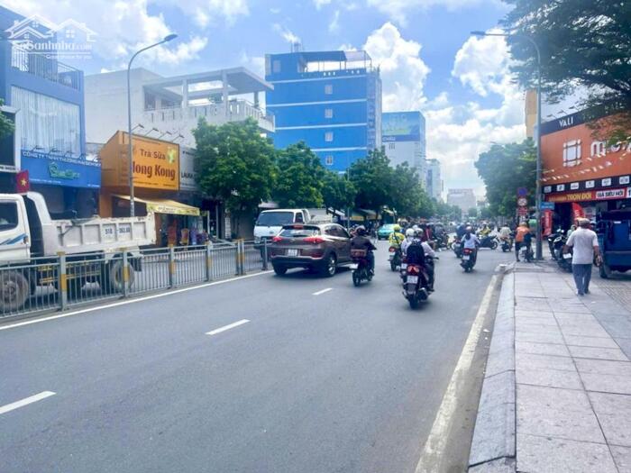 Hình ảnh Bán nhà MTKD VIP Lũy Bán Bích 4 tầng T.máy 100m2(4x25) 8PN TN 37tr KD đỉnh chỉ 21.5 tỷ. 1