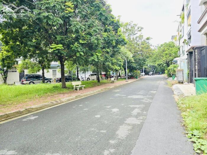 Hình ảnh Đất Biệt Thự View Công Viên DT:160m2(8mx20m) An Phú-An Khánh-Q2-Giá 35 Tỷ 2