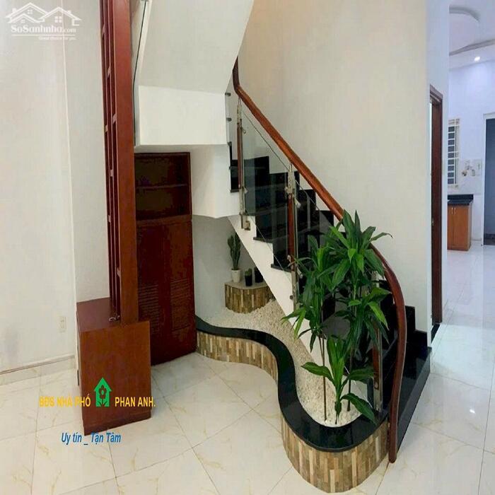 Hình ảnh Bán gấp nhà phố Dương Đình Hội – Hẻm Xe hơi – Khu Phân Lô VIP – Chỉ có 6 tỷ .n.n.n. 2