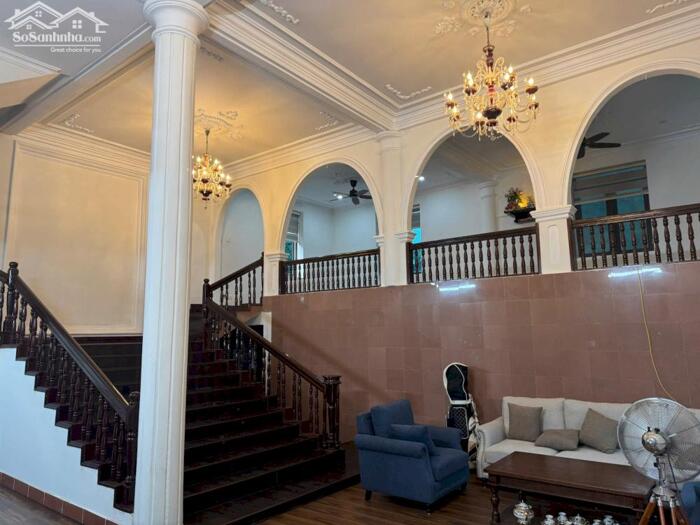 Hình ảnh Tòa Văn Phòng ĐẸP ! 9 Tầng Trục Tôn Đức Thắng 160M2 110 Tỷ Dòng tiền 2,5 Tỷ/Năm 4