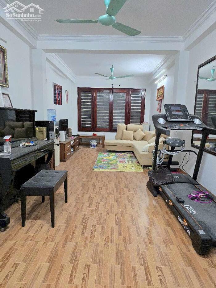 Hình ảnh Bán nhà mặt phố Ô Chợ Dừa 60m2 nhà đẹp oto vào nhà mặt tiền rộng 18 tỷ 1