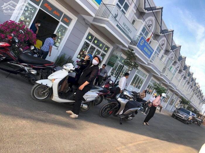 Hình ảnh Chỉ 185 Triệu Sở hữu ngay căn nhà phố 1 trệt 1 lầu tại TP biển Phan Thiết. Nhà hoàn thiện, sổ riêng 2