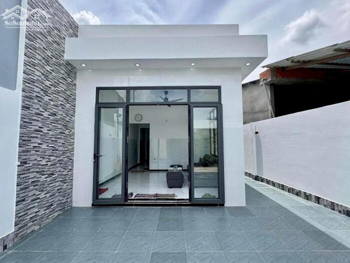 Hình ảnh CHỦ KẸT VỐN BÁN NHANH NHÀ CẤP 4 HIỆN ĐẠI VỪA XÂY XONG CHƯA Ở 0