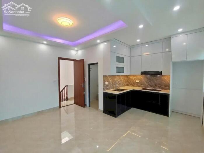 Hình ảnh Nhà Phố Gara Ô Tô – Full Thang Máy – Trương Định, Hai Bà Trưng – 43m2 – Giá 11.9 Tỷ 4