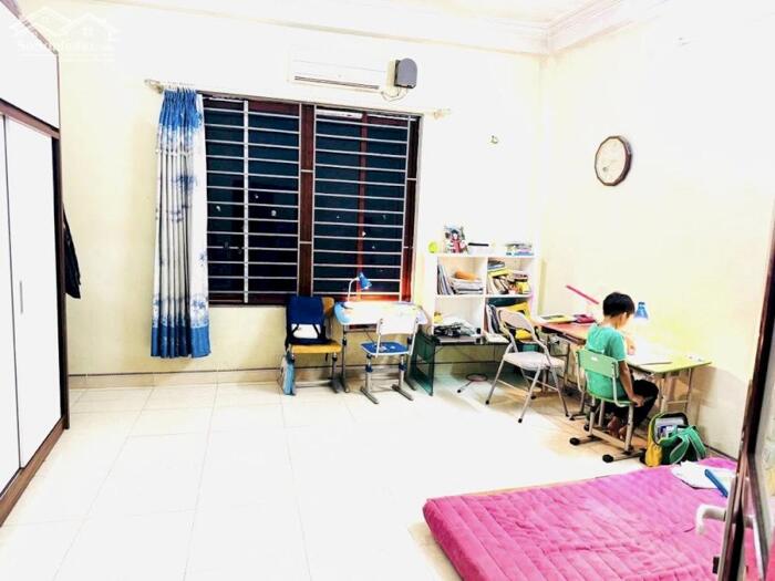 Hình ảnh Bán Nhà Mặt Tây Hồ Nguyễn Hoàng Tôn 188m2-5T MT6,6m 2 THOÁNG 65 Tỷ Có Thương Lượng. 3