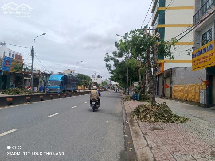 Hình ảnh Đất mặt tiền Lê Thị Riêng, 1 lô duy nhất bán 160m2 full thổ cư, vỉa hè 6m, xây được 8 tầng 2