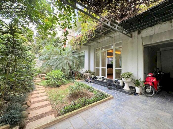 Hình ảnh Bán Biệt thự sân vườn Pháp Vân Tứ Hiệp 300m2, Nhỉnh 50 Tỷ 4