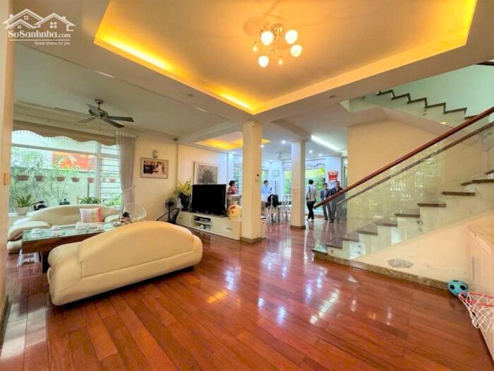 Hình ảnh Bán Biệt thự sân vườn Pháp Vân Tứ Hiệp 300m2, Nhỉnh 50 Tỷ 0