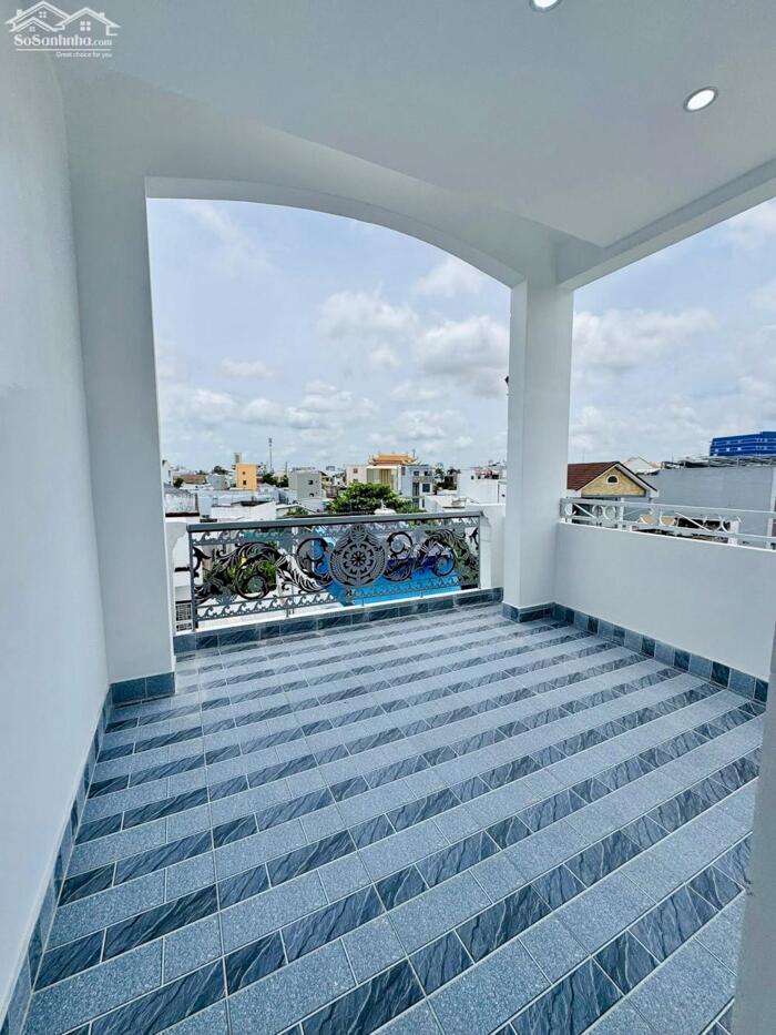 Hình ảnh 4 tỷ 990 - BÁN NHÀ 4 TẦNG, MẶT TIỀN NGUYỄN VĂN TRỖI (full nội thất) - Sau lưng KÝ TÚC XÁ ĐẠI HỌC CẦN THƠ 17