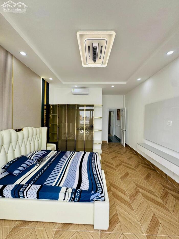 Hình ảnh 4 tỷ 990 - BÁN NHÀ 4 TẦNG, MẶT TIỀN NGUYỄN VĂN TRỖI (full nội thất) - Sau lưng KÝ TÚC XÁ ĐẠI HỌC CẦN THƠ 12