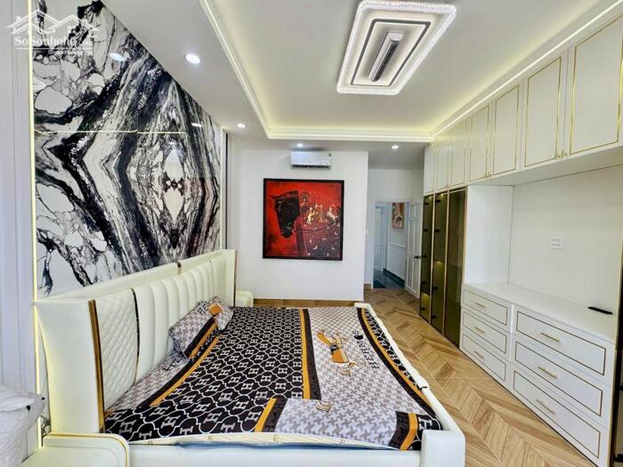 Hình ảnh 4 tỷ 990 - BÁN NHÀ 4 TẦNG, MẶT TIỀN NGUYỄN VĂN TRỖI (full nội thất) - Sau lưng KÝ TÚC XÁ ĐẠI HỌC CẦN THƠ 9