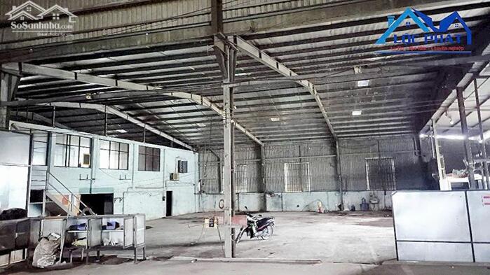 Hình ảnh Cho thuê kho xưởng giá rẻ 2000m2 chỉ 35 triệu. Gần KCN Hố Nai 3-Đồng Nai 4