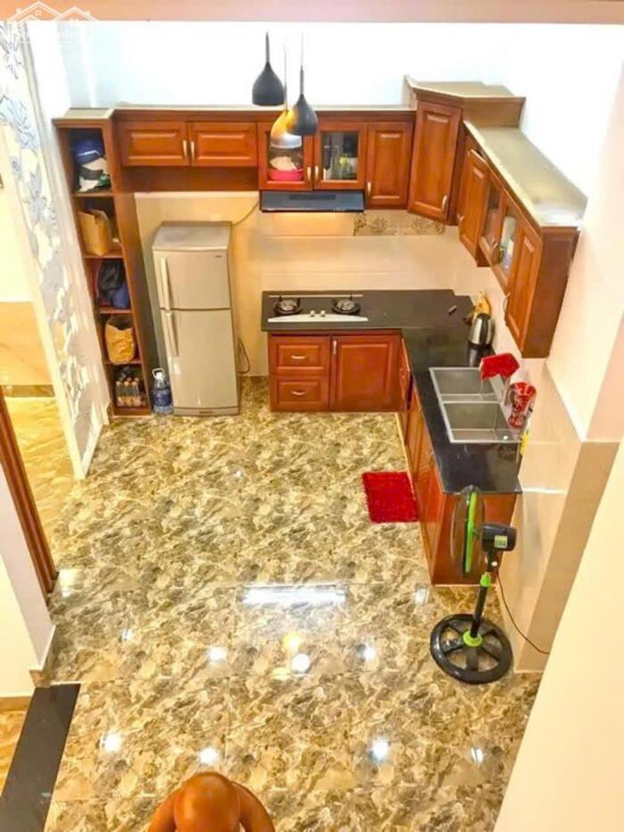 Hình ảnh 63.4m2 - Giá 7.4 tỷ - Ngang 6.2m HXH Phạm Hữu Lầu kế chợ Phước Long Q7 3