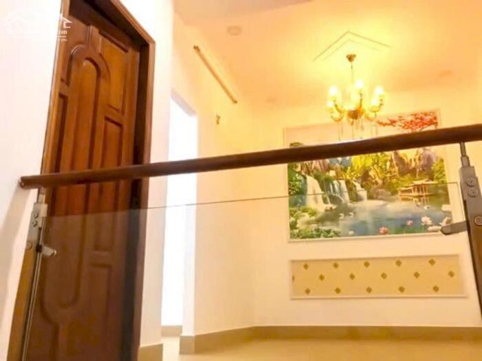 Hình ảnh 63.4m2 - Giá 7.4 tỷ - Ngang 6.2m HXH Phạm Hữu Lầu kế chợ Phước Long Q7 4