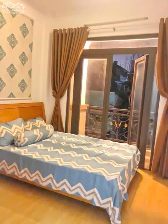 Hình ảnh 63.4m2 - Giá 7.4 tỷ - Ngang 6.2m HXH Phạm Hữu Lầu kế chợ Phước Long Q7 6