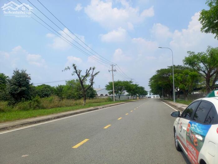 Hình ảnh Bán đất xây dựng xưởng 35,000m2 KCN Long Thành, Đồng Nai 1