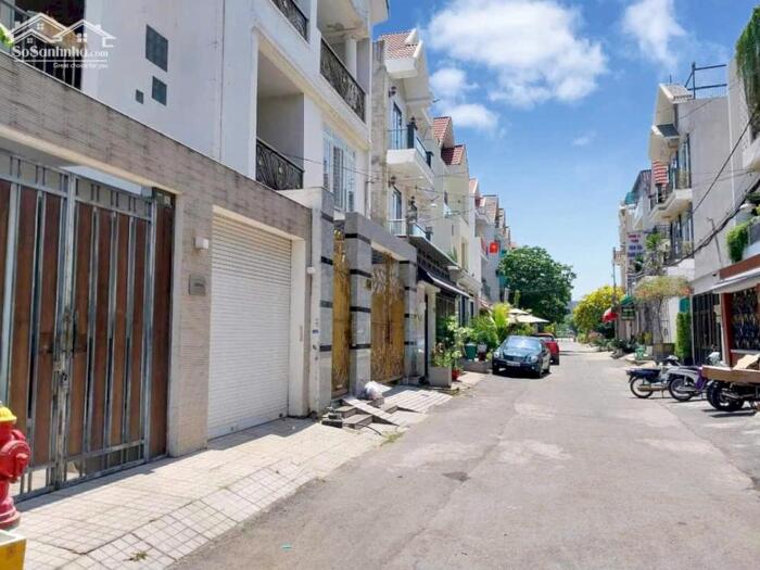 Hình ảnh Bán Đất 115m2 ngang lớn 7m hiếm, HXH 8m khu nhà lầu TL16 gần Ngã Tư Ga, Thạnh Lộc 1