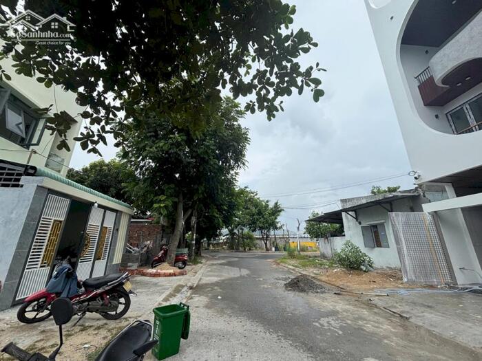 Hình ảnh Cần bán lô đất MT đường Phan Văn Trường,P Liên Chiểu.Đà Nẵng 2