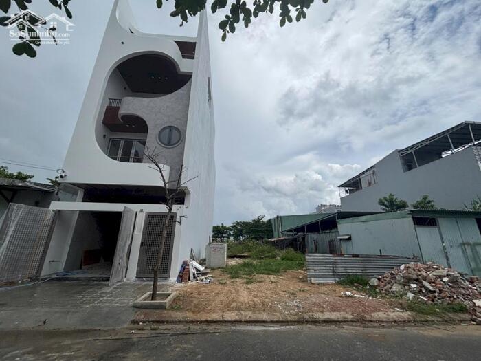 Hình ảnh Cần bán lô đất MT đường Phan Văn Trường,P Liên Chiểu.Đà Nẵng 0