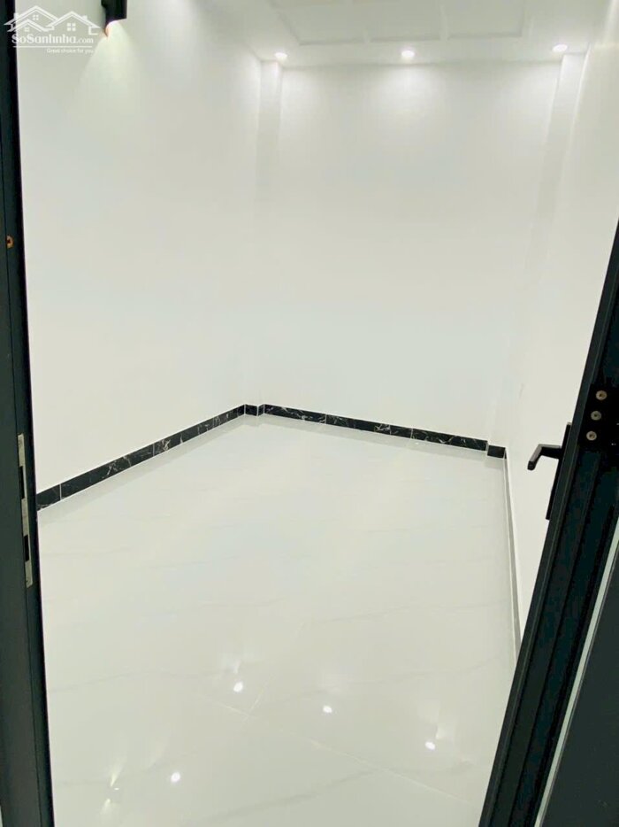 Hình ảnh Nhà Mới Hoàn Thiện Hẻm 38 Đặng Ngữ Lâm Thị Trấn Nhà êf 13