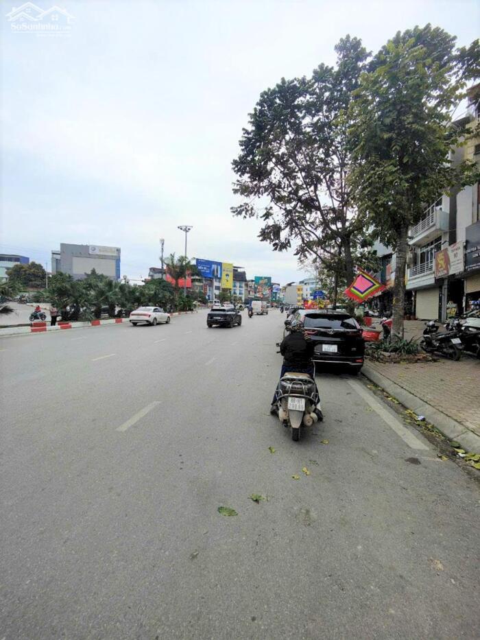 Hình ảnh Bán Nhà Mặt Phố Dương Văn Bé 120m2, Căn góc, Vỉa hè rộng 0