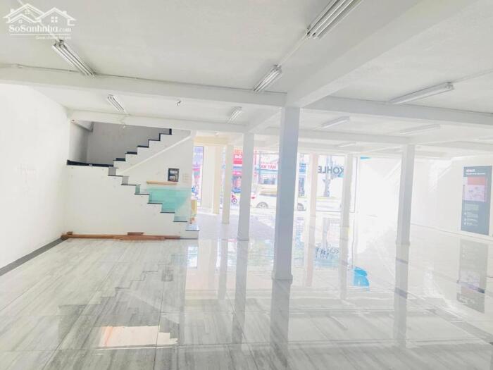 Hình ảnh CHO THUÊ MẶT BẰNG LỚN, NGANG 13m ĐƯỜNG 3/2, GẦN NGÃ TƯ TRẦN HOÀNG NA 2