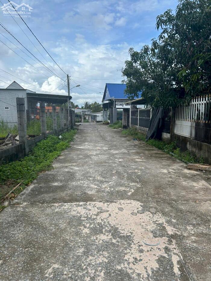 Hình ảnh Bán Nhà 7,8x46(370m2) 100m2 Tc Hẻm Lý Thường Kiệt Tân An LaGi Giá 2 Tỷ 3