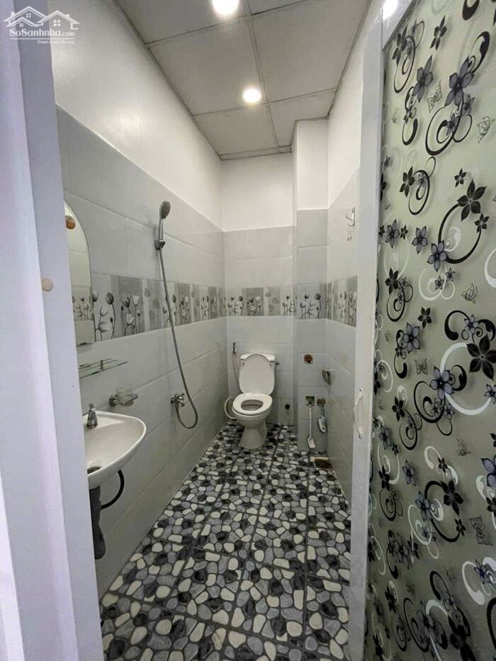 Hình ảnh Bán Nhà Gác Lửng Hẻm Đường 2/4 – P. Vạn Thạnh – Nha Trang 2