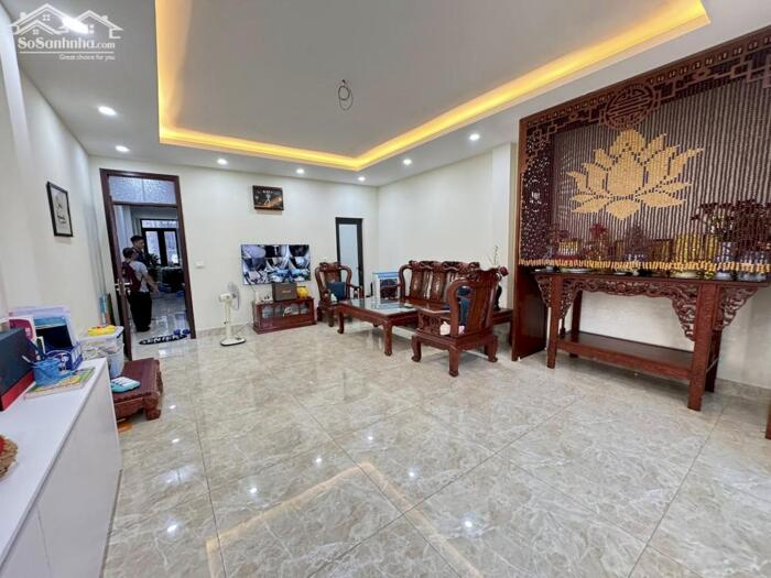 Hình ảnh Bán Nhà Mặt Phố Định Công Hạ Hoàng Mai 72m2-3T 8,4 Tỷ Có Thương Lượng. 3