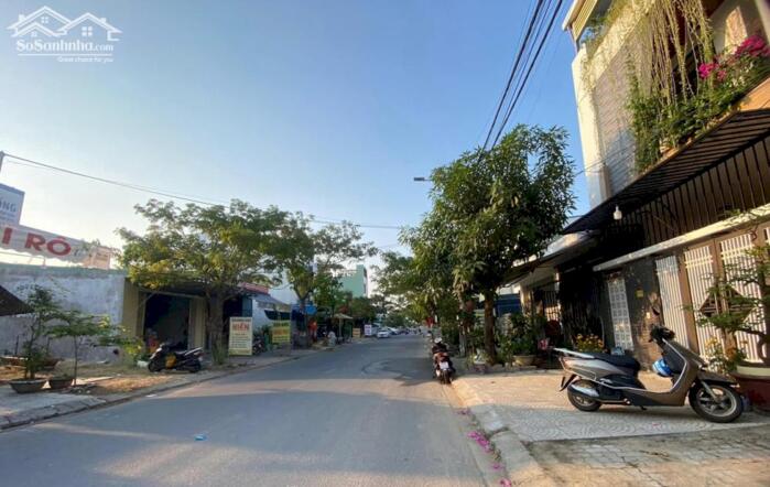 Hình ảnh Chính chủ gửi bán lô đất MT đường Bùi Hiển, P An Khê. Đà Nẵng. 2