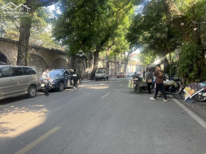 Hình ảnh Bán Nhà Mặt Phố Phùng Hưng Hoàn Kiếm 104m2-4T MT5,5m 1 SỔ 1 CHỦ 94 Tỷ Có Thương Lượng. 5