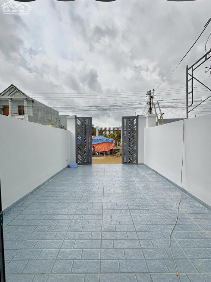 Hình ảnh NGỘP GẤP! Chủ Chuyển Công Tác Xa Cần Bán Nhanh Căn Nhà Gần Đồng Khởi, Biên Hòa 2