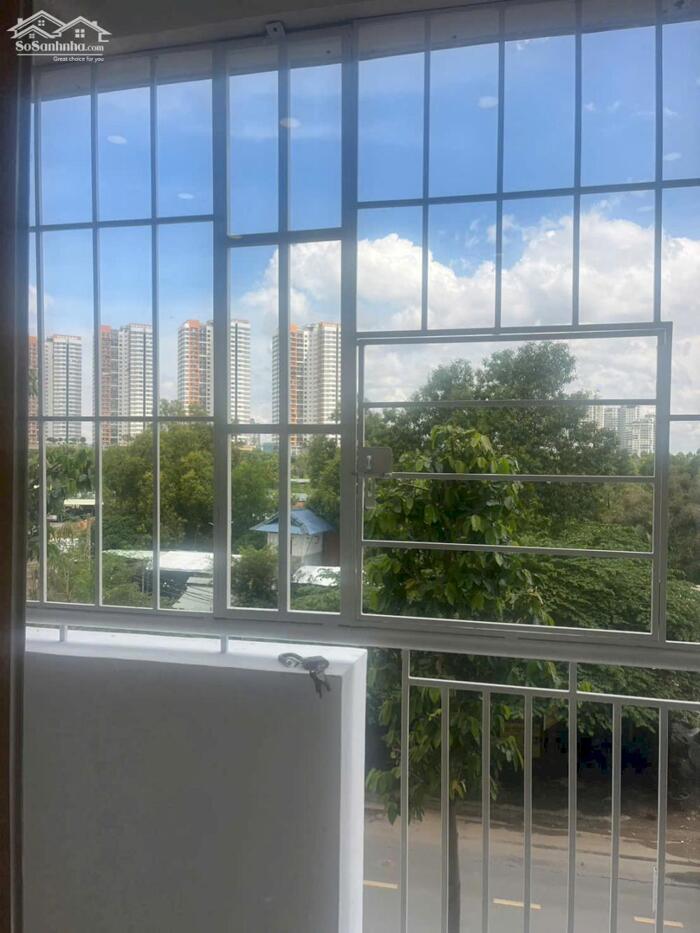 Hình ảnh Bán chung cư Bình Khánh, Quận 2, 70m2 có sổ chỉ 4ty150 nội thất đầy đủ 2