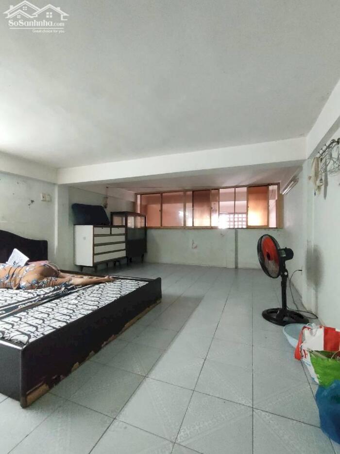 Hình ảnh Bán Căn Hộ Vị Trí Vàng - Trung Tâm Quận 5, 70m2 Giá Ưu Đãi Chỉ 3.65 Tỷ 4