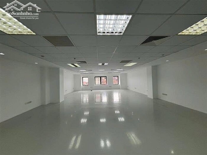 Hình ảnh Bán toà nhà 9 tầng Mặt đường Đại La 270m2 3