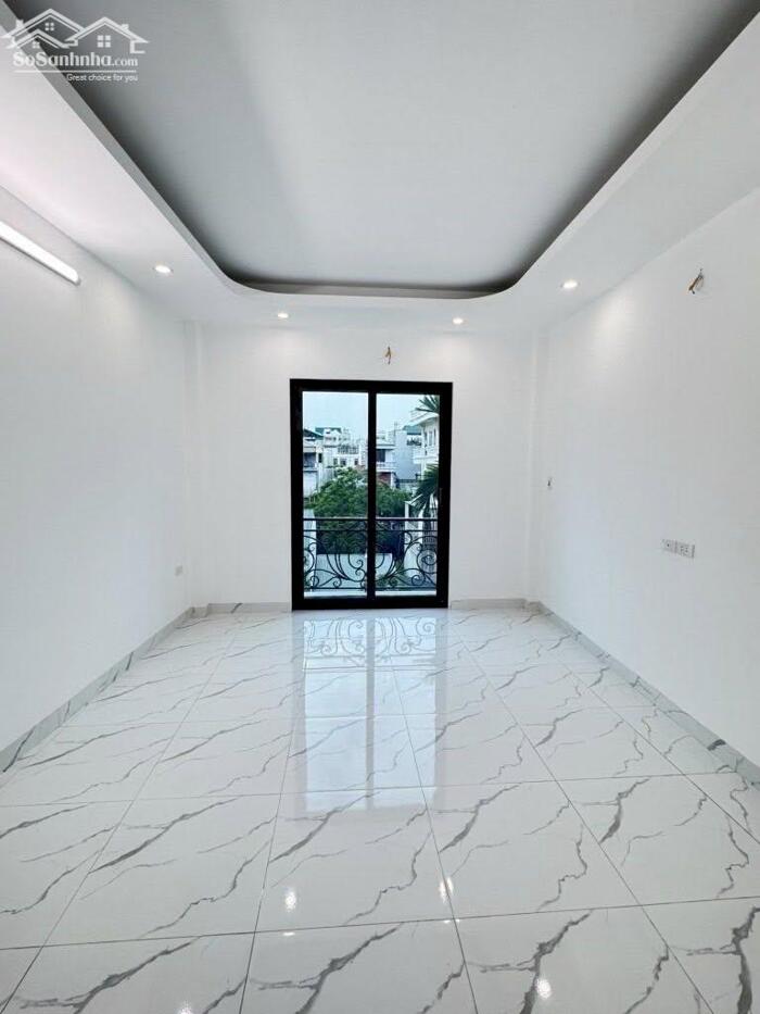 Hình ảnh -Bán Nhà Bát Khối, Long Biên 30m2, 5T, giá 4,7 tỷ 1