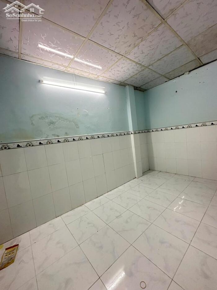 Hình ảnh Hẻm 803 Huỳnh Tấn Phát, Q.7 - 50m2 chỉ 3ty5 nhà C4 sổ riêng 3