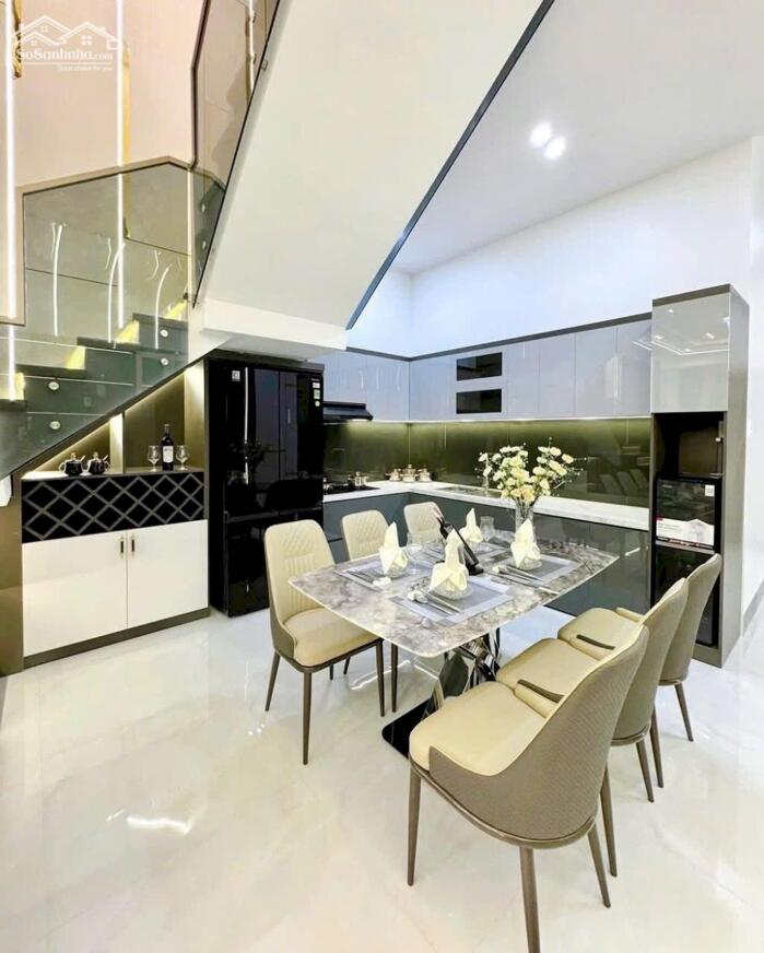 Hình ảnh Bán nhà Đường Láng 78m2 vị trí đẹp 10 m ra mặt phố kinh doanh tốt 10 tỷ 1