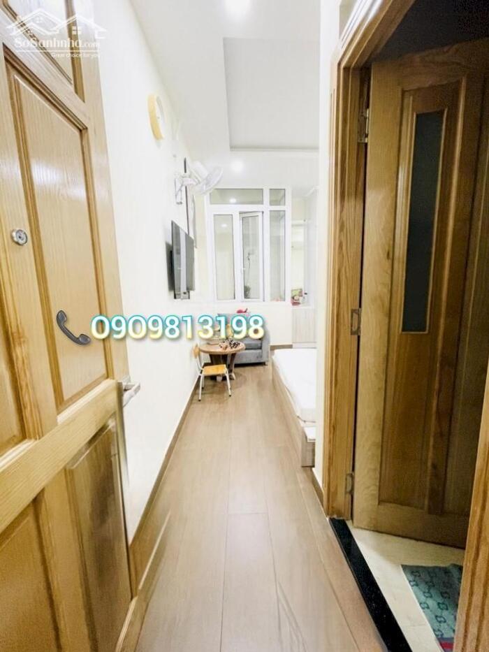 Hình ảnh DÒNG TIỀN ỔN ĐỊNH - NHÀ ĐẸP P.COL QUẬN 1 0