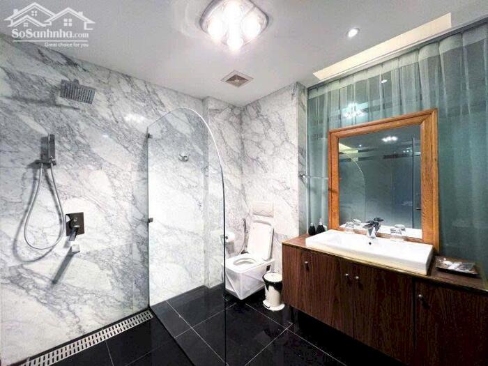 Hình ảnh Bán nhà 10 tầng Mặt Phố Hàng Bông, có hầm + thang máy 3