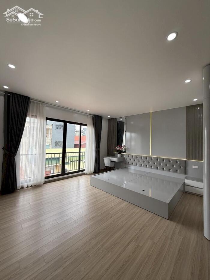 Hình ảnh Bán Nhà Cổ Linh, Phường Long Biên 41m2, 6T giá 9,05 tỷ (gần ô tô tránh) 0