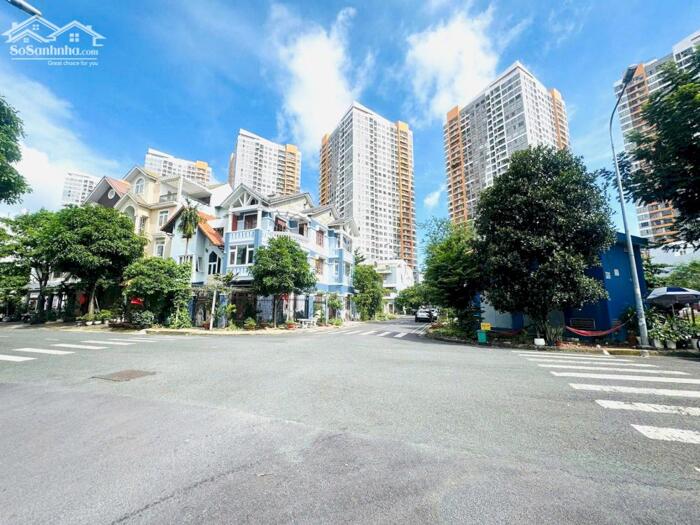 Hình ảnh Bán Biệt Thự Góc 2 Mặt Tiền KDC Văn Minh-An Phú,Q2 DT:139.5m2(8mx19m)-Giá 36 tỷ 2