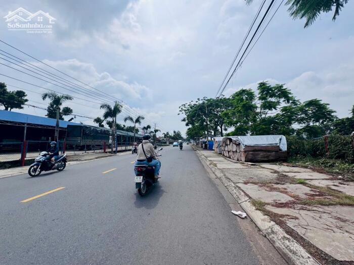 Hình ảnh Bán kho xưởng mặt tiền đường Điểu Xiển, phường Long Bình sổ hồng 404m2 ngang 8m giá 16 tỷ 2