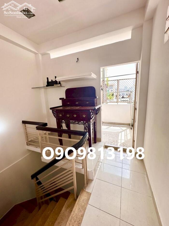 Hình ảnh ️️️Bán Nhà SHR Quận 1 Sang Tên Ở Ngay 5 Tầng.️️️ 0