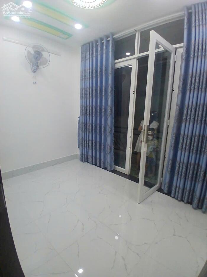 Hình ảnh Bán nhà 3PN đường Thống Nhất, phường 16, Gò Vấp giá chỉ 4 tỷ 250 2