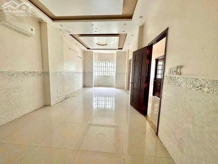 Hình ảnh Cho Thuê Nhà 1 Trệt 4 Lầu Góc 2 Mặt tiền đường Nguyễn Hiền & Lê Chân KDC 91B, P.Tân An Mới, Cần Thơ 5